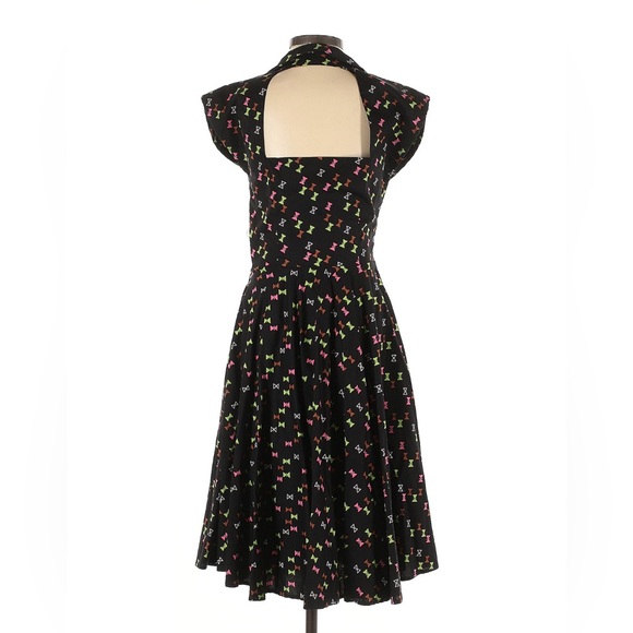 Trashy Diva Hourglass Print Hopscotch Dress - Picture 4 of 11